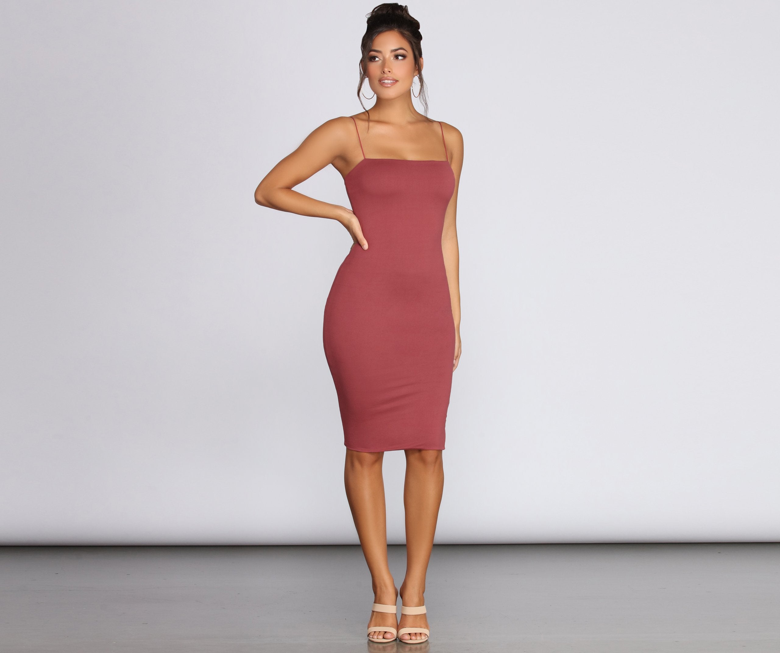 Simple And Stunning Midi Dress - Fashionpara