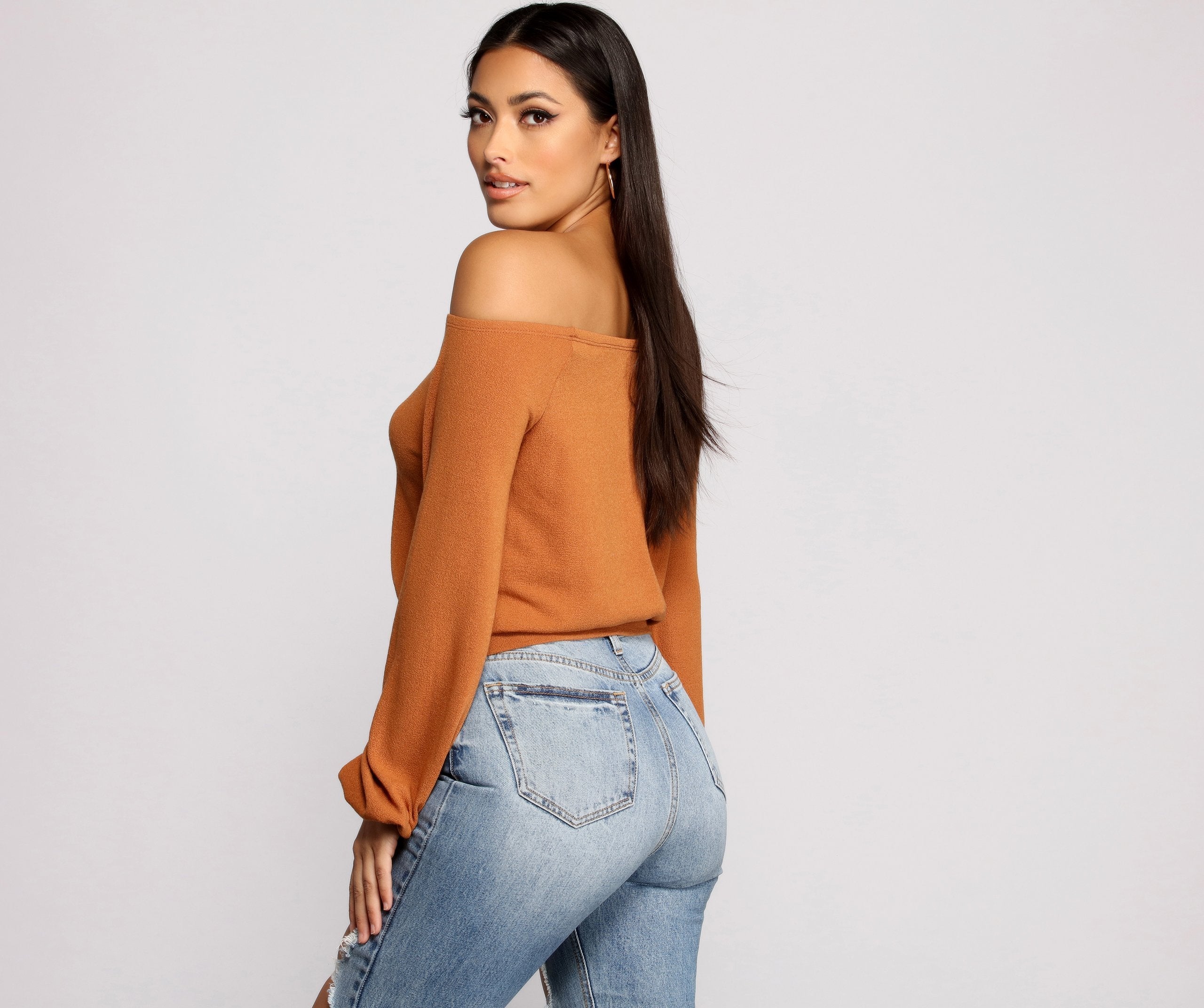 She's A Stunner Off The Shoulder Crop Top