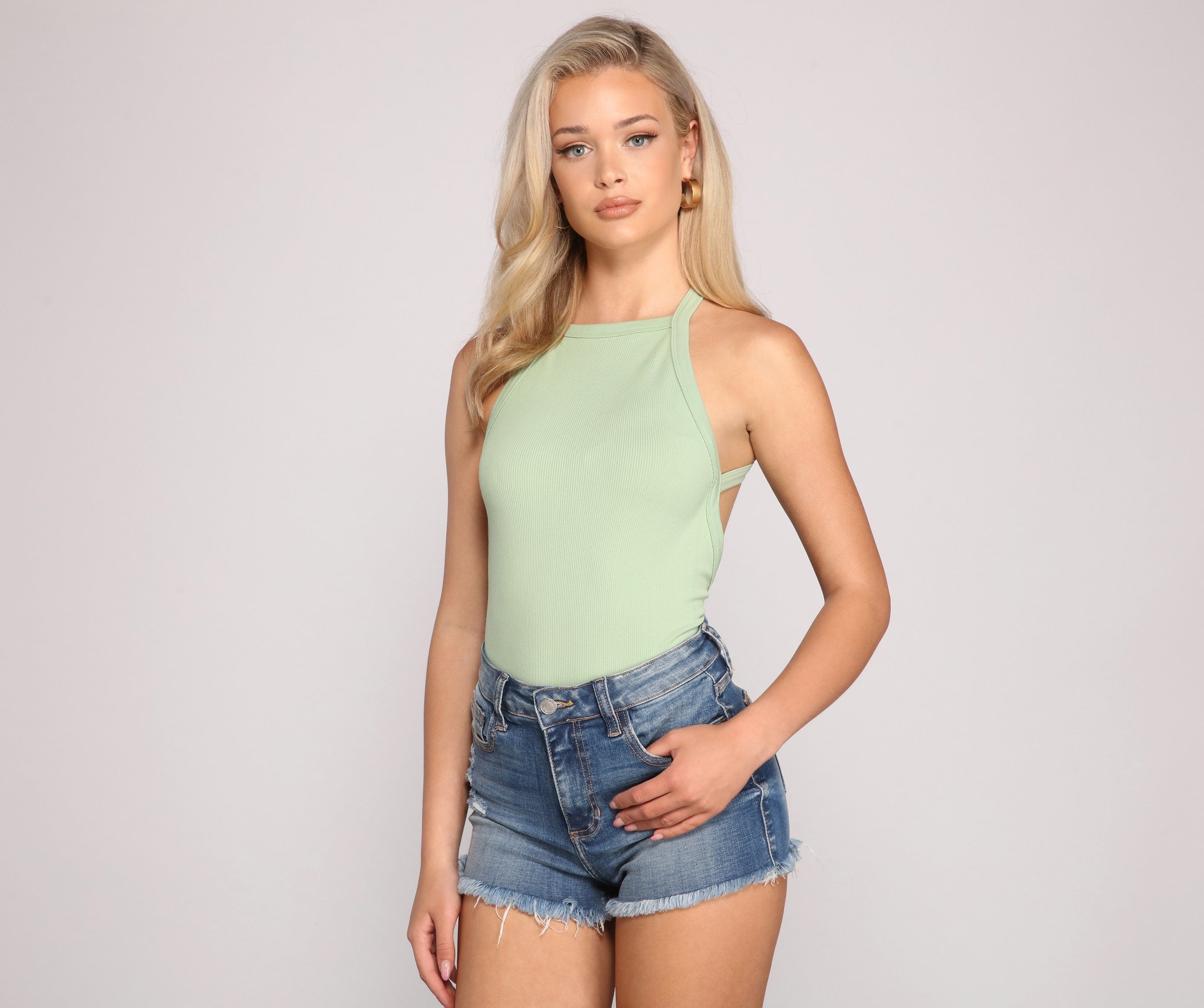 Chic And Seamless Sleeveless Bodysuit