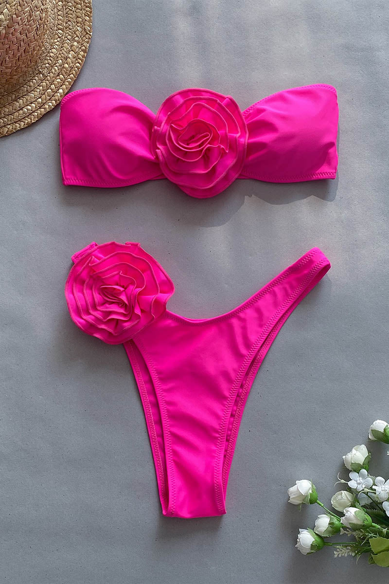 Three-dimensional flower split women's swimsuit