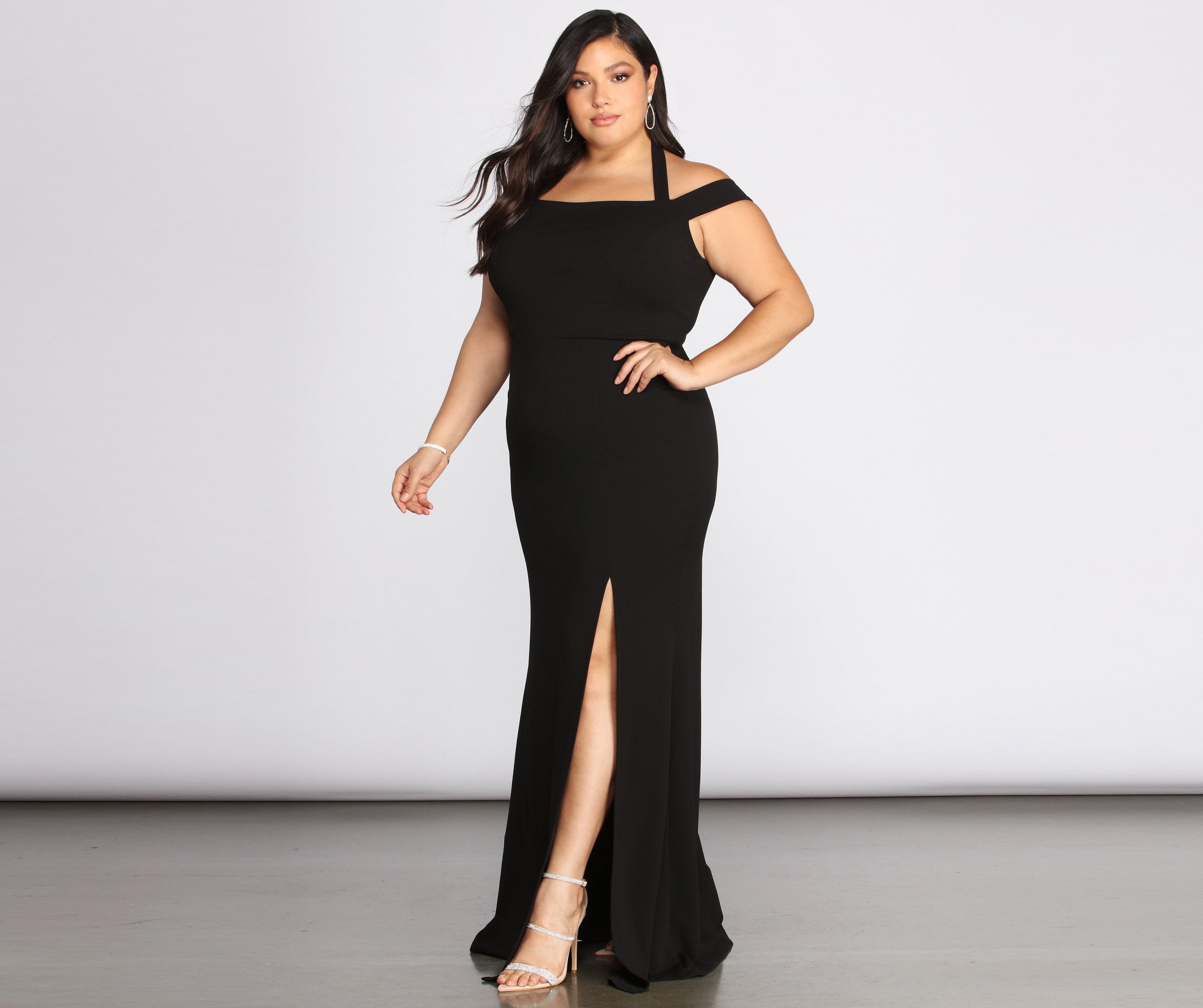 Plus Adelina Formal Halter Crepe Dress - Fashionpara