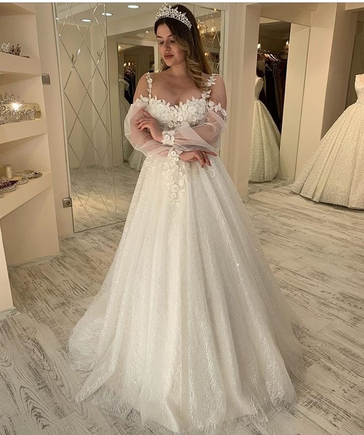 A-line Bridal Gown With Spaghetti-Straps and Long Sleeves Lace