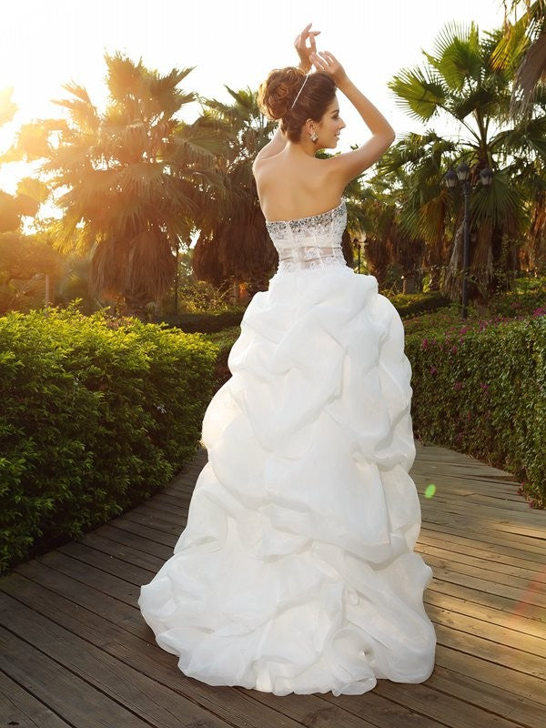 A-Line Organza Sweetheart Sleeveless Asymmetrical With Beading Wedding Dresses