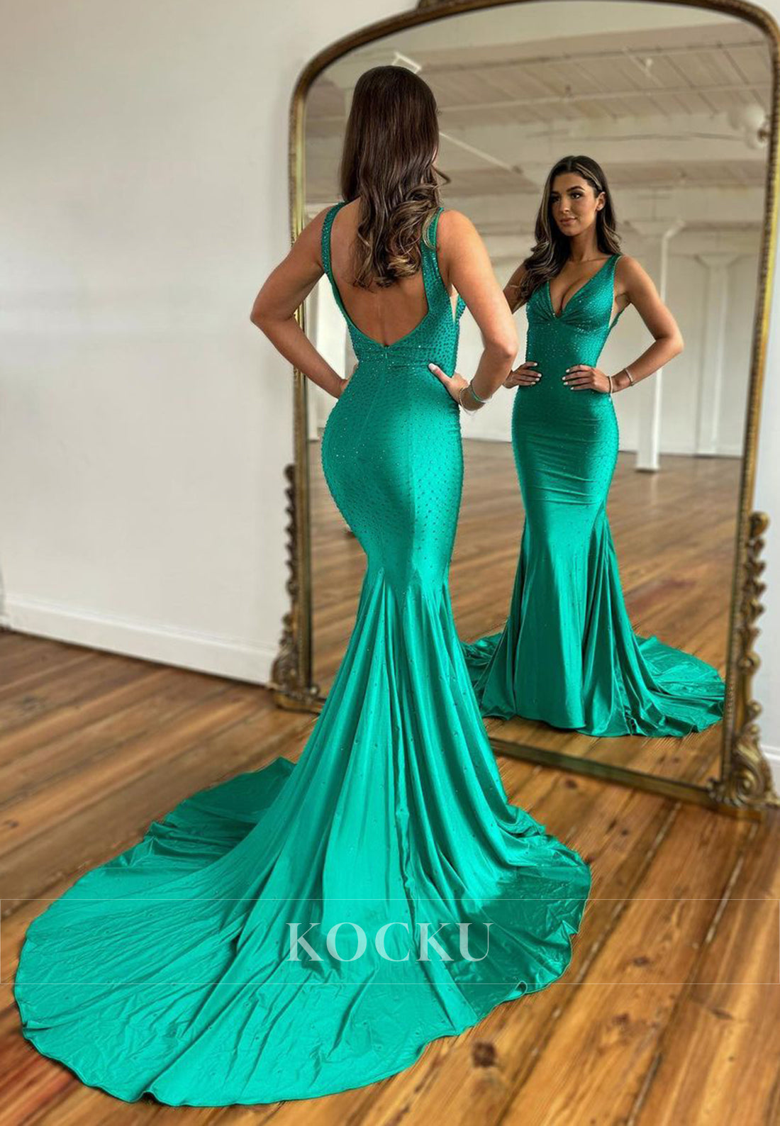 L1019 - Sexy V-Neck Beads Mermaid Prom Dress - Fashionpara