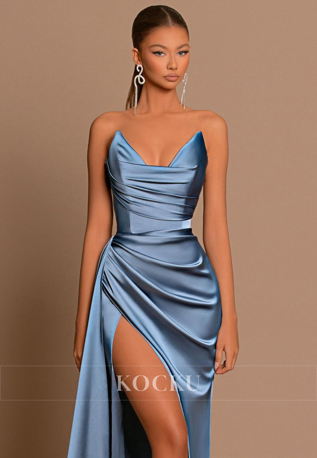 L1031 - Sheath/Column Strapless Satin Pleats Sleeveless Prom Dress - Fashionpara