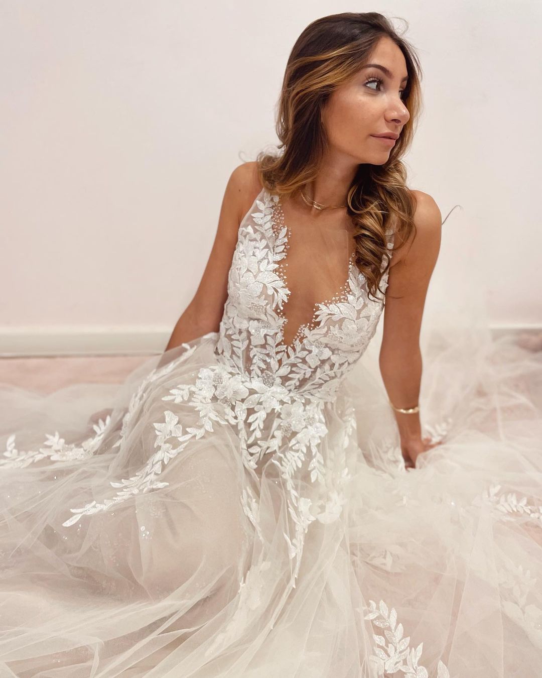 A-Line Deep V-neck Backless Bridal Gown With Lace Appliques and Tulle