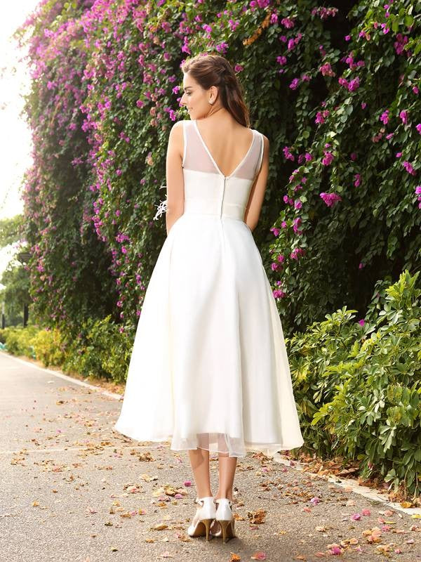 A-Line/Princess Bateau Sash/Ribbon/Belt Sleeveless Long Satin Wedding Dresses