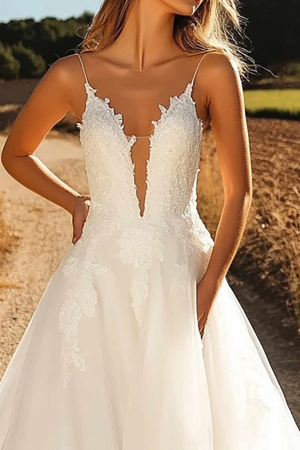 Ivory A Line Tulle Spaghetti Straps Lace Wedding Dress