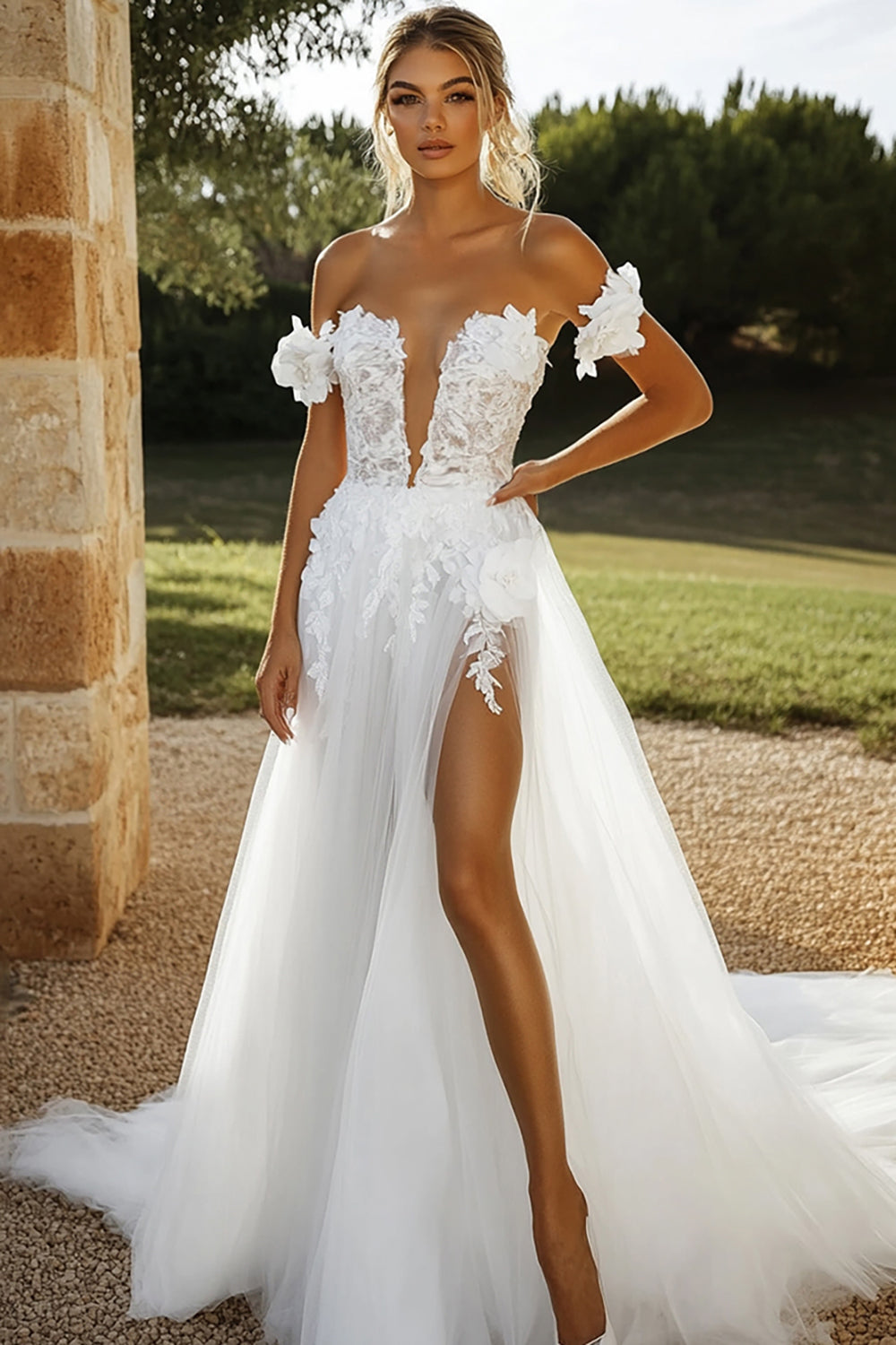 Ivory Tulle Lace A Line Wedding Dress with Appliques