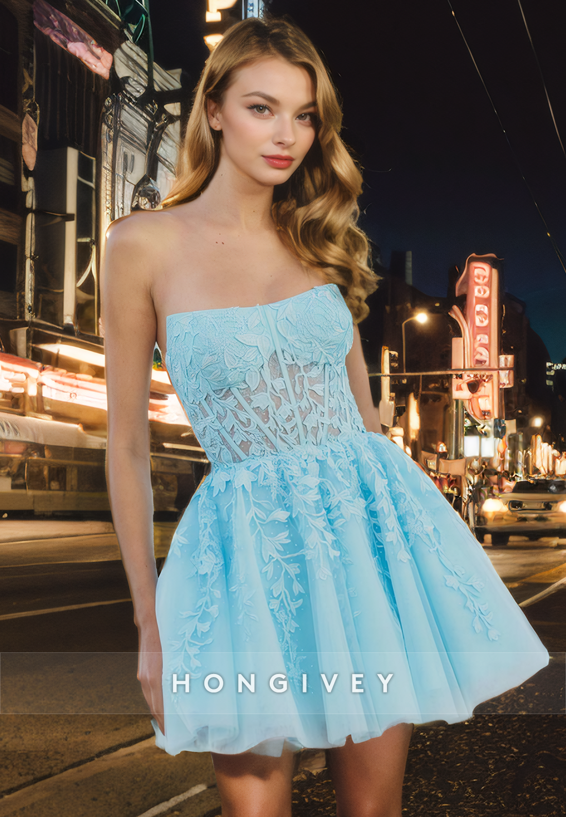 A-Line Strapless Sleeveless Illusion Lace Applique Short Homecoming Dress