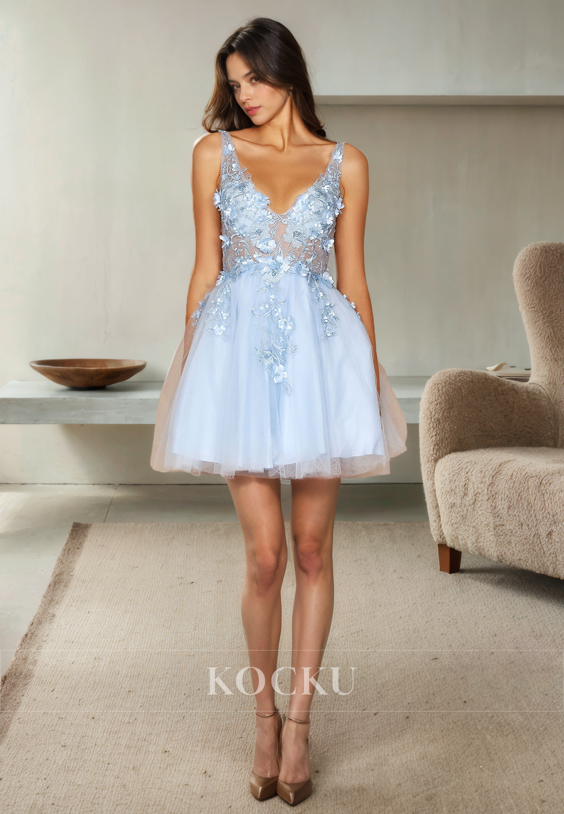 Gorgeous & Charming V-Neck Straps Appliques A-Line Party Homecoming Dress