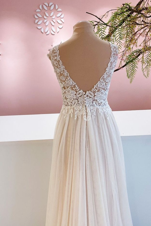 Wide Strap A-Line Floor-Length Backless Bridal Gown with Floral Lace and Tulle Ruffles