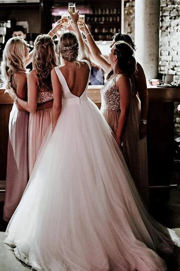 A Line Long Sleeveless Round Neck Tulle Wedding Dresses With Bowknot