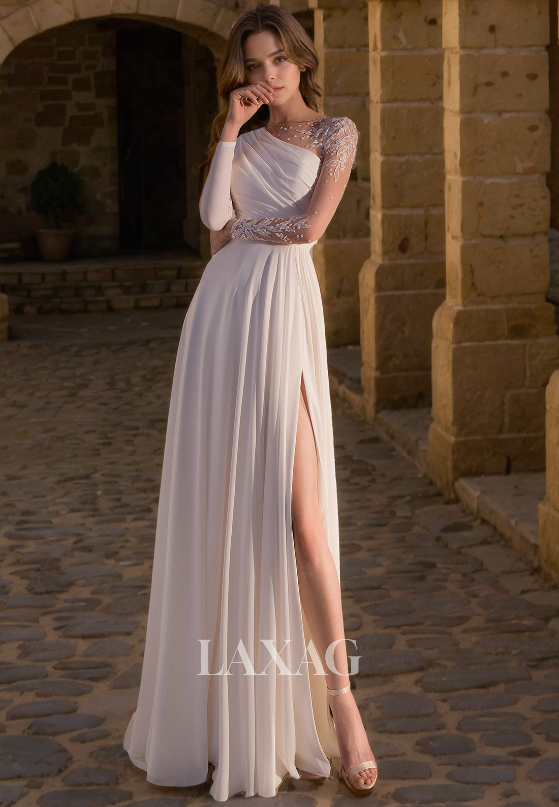 A-Linie Long Sleeves Tulle Beaded Elegant Wedding Dress with Slit and Train - Fashionpara