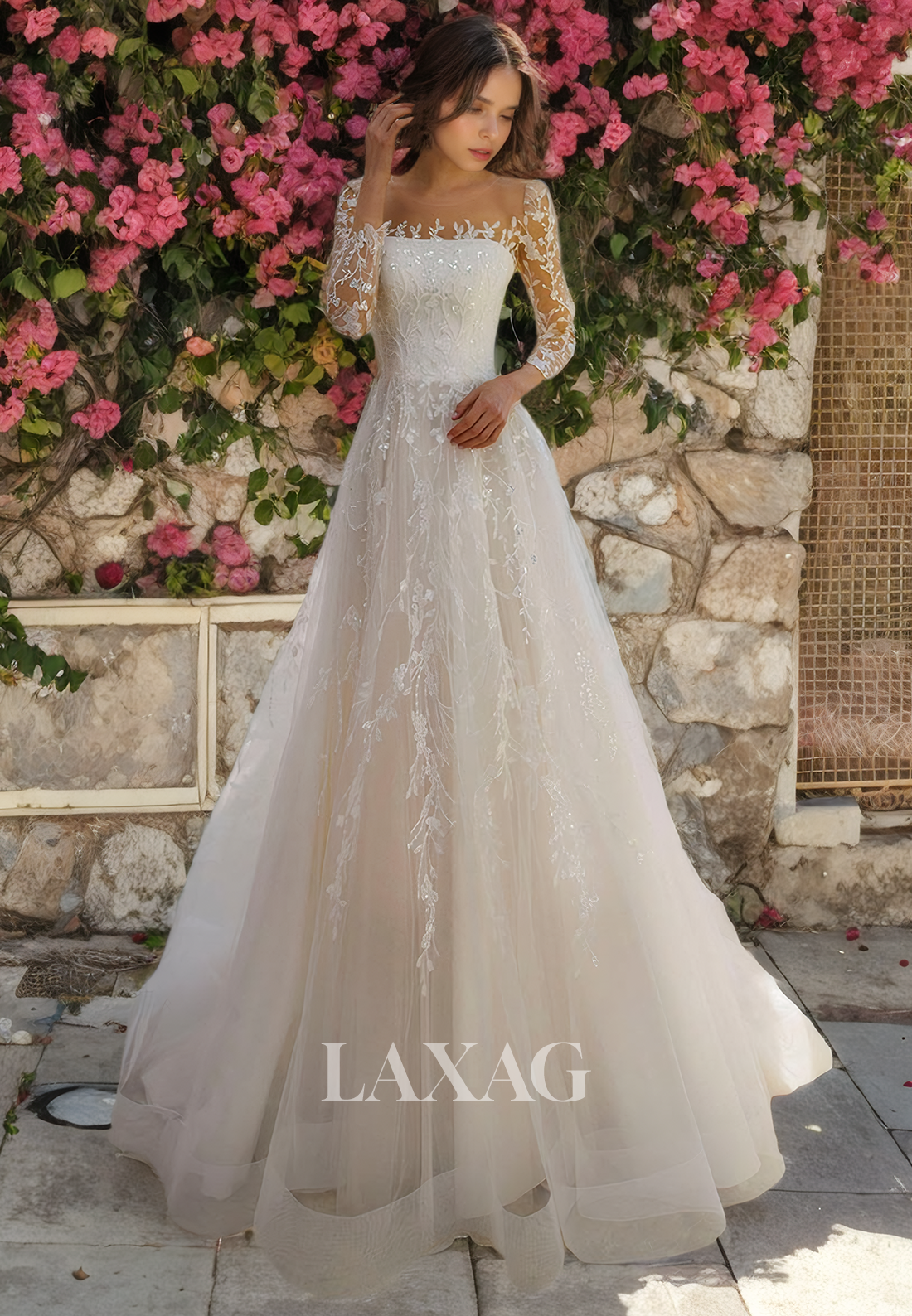 A-Linie Long Sleeves Tulle Lace Appliques Sequins Wedding Dress with Train - Fashionpara