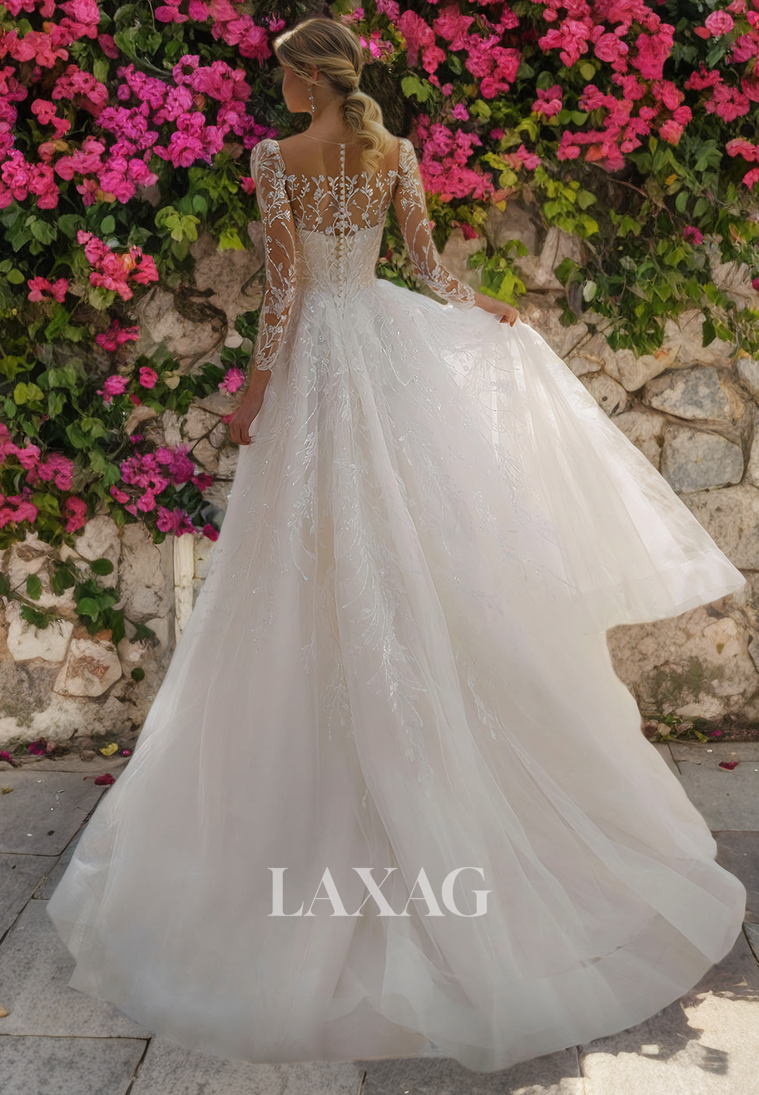 A-Linie Long Sleeves Tulle Lace Appliques Sequins Wedding Dress with Train - Fashionpara