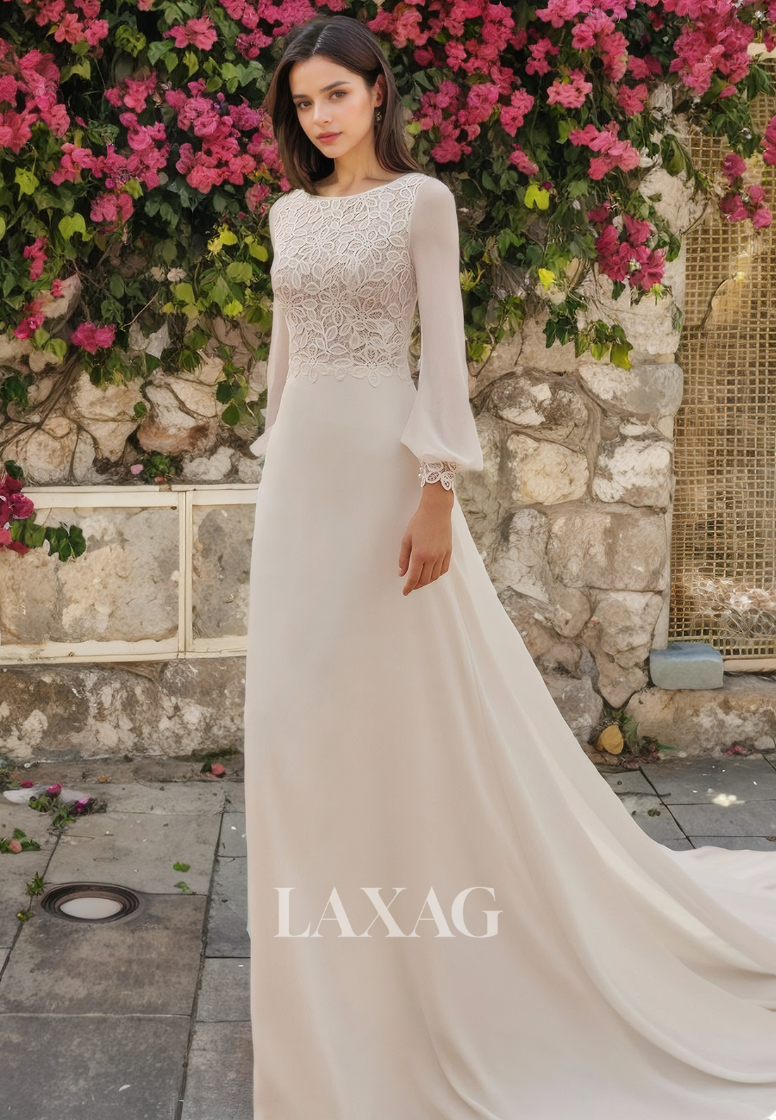 A-Linie Round Long Sleeves Open Back Lace Appliques Wedding Dress with Train - Fashionpara