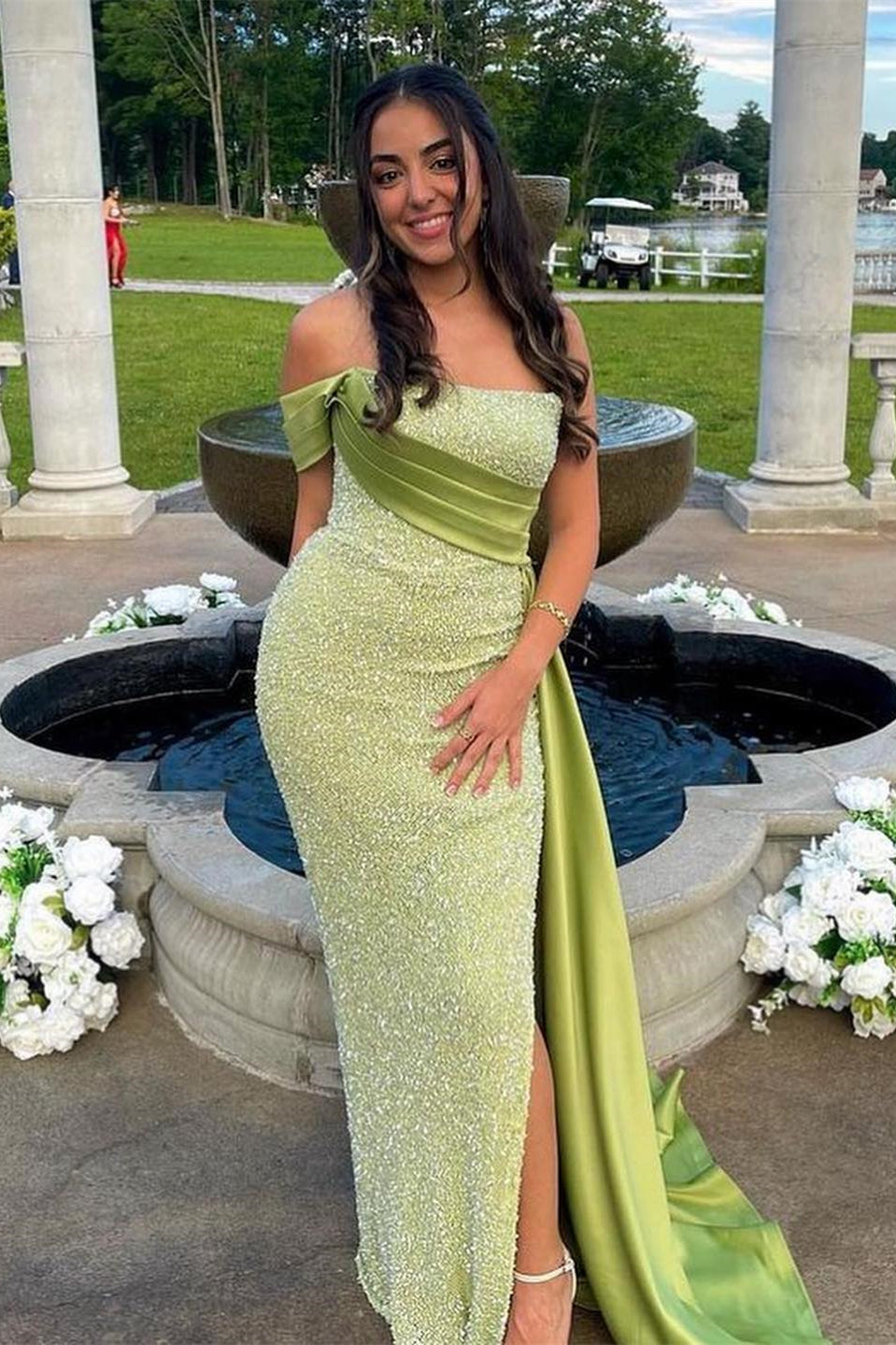 Amazing Column One-Shoulder Sleeveless Satin Split Front Prom Gown with Chic Appeal - Fashionpara