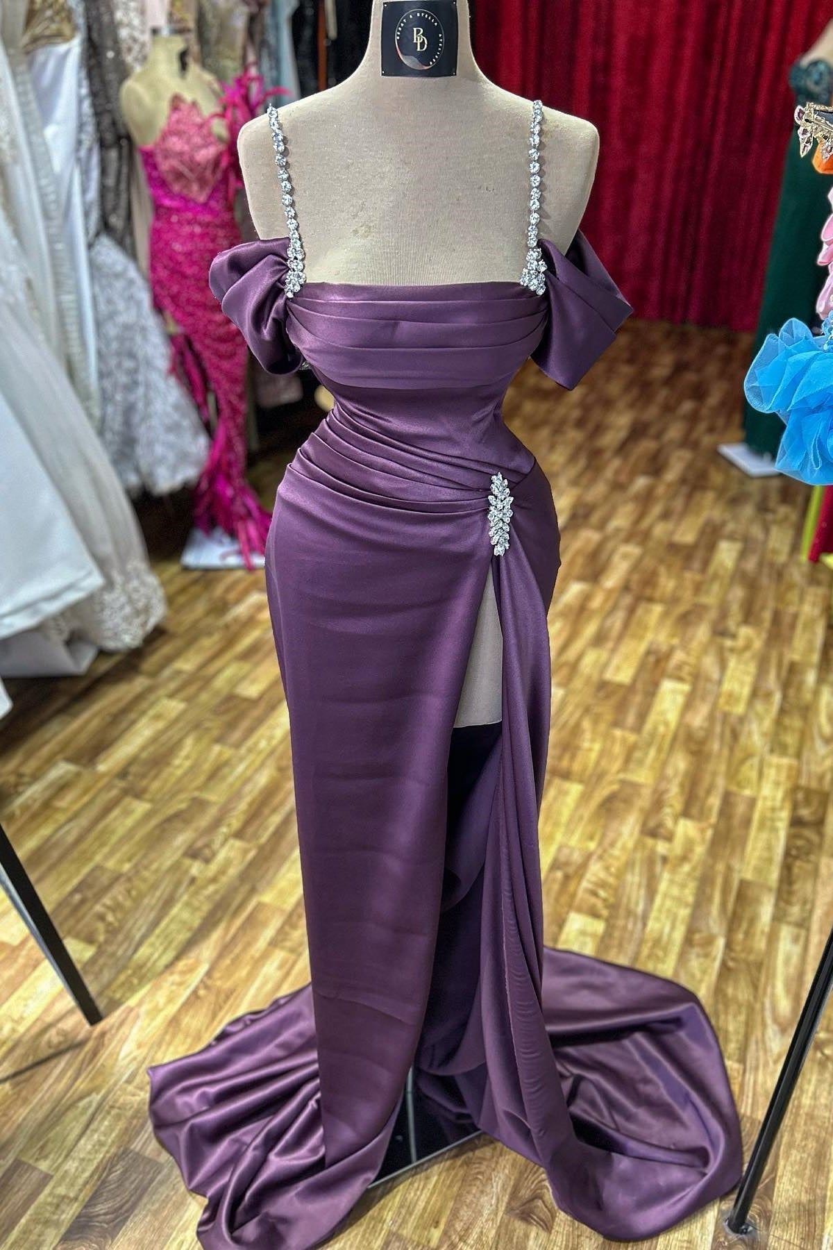 Amazing Column Spaghetti Straps Sleeveless Rhinestone Satin High Slit Prom Dress - Fashionpara