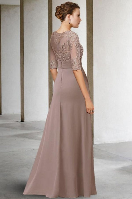 Beautiful Long Green A-line Lacy Chiffon Dress with Elegant Sleeves for Mother of the Bride