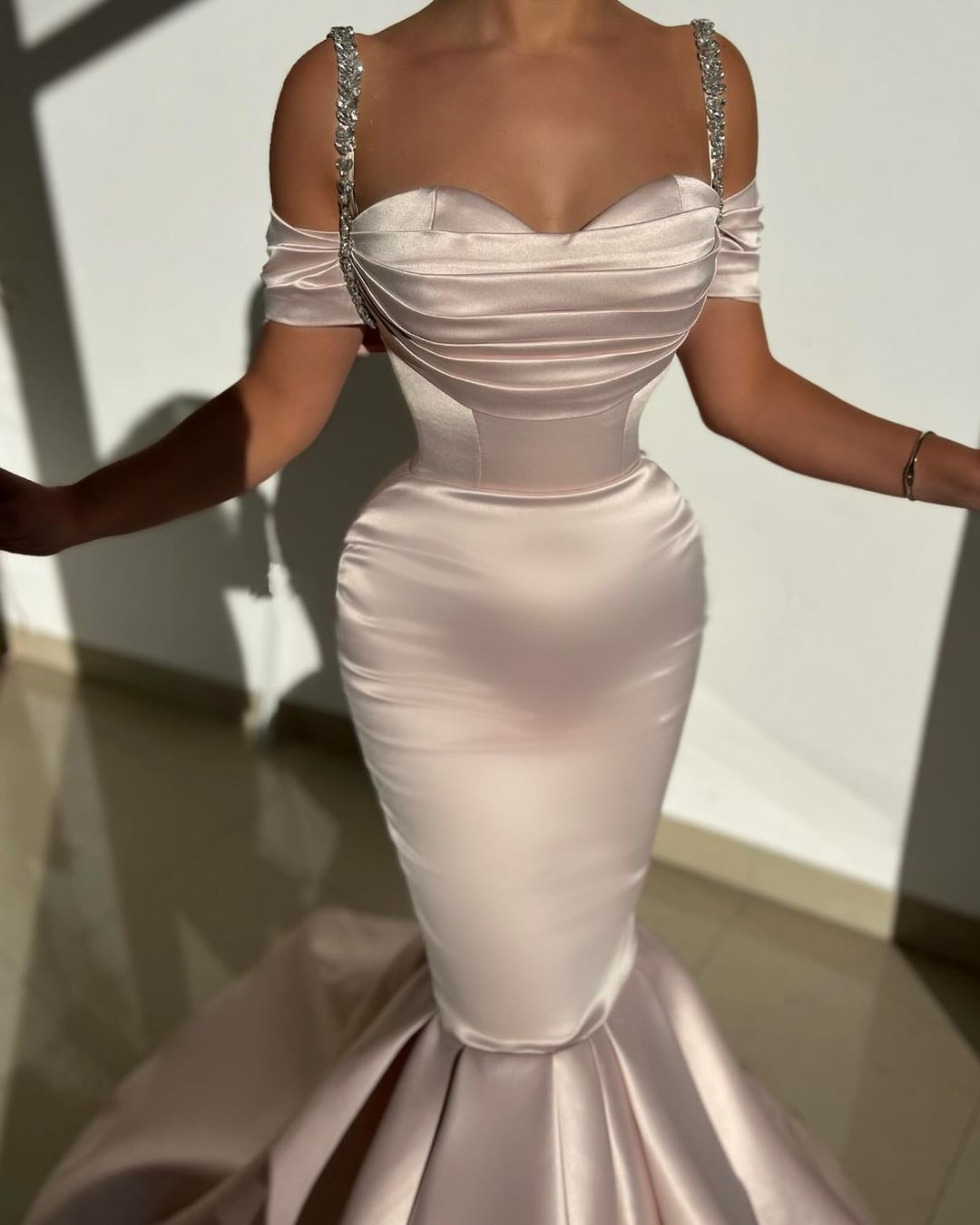 Beautiful Long Mermaid Off-the-shoulder Satin Dress with Train for Prom - Fashionpara