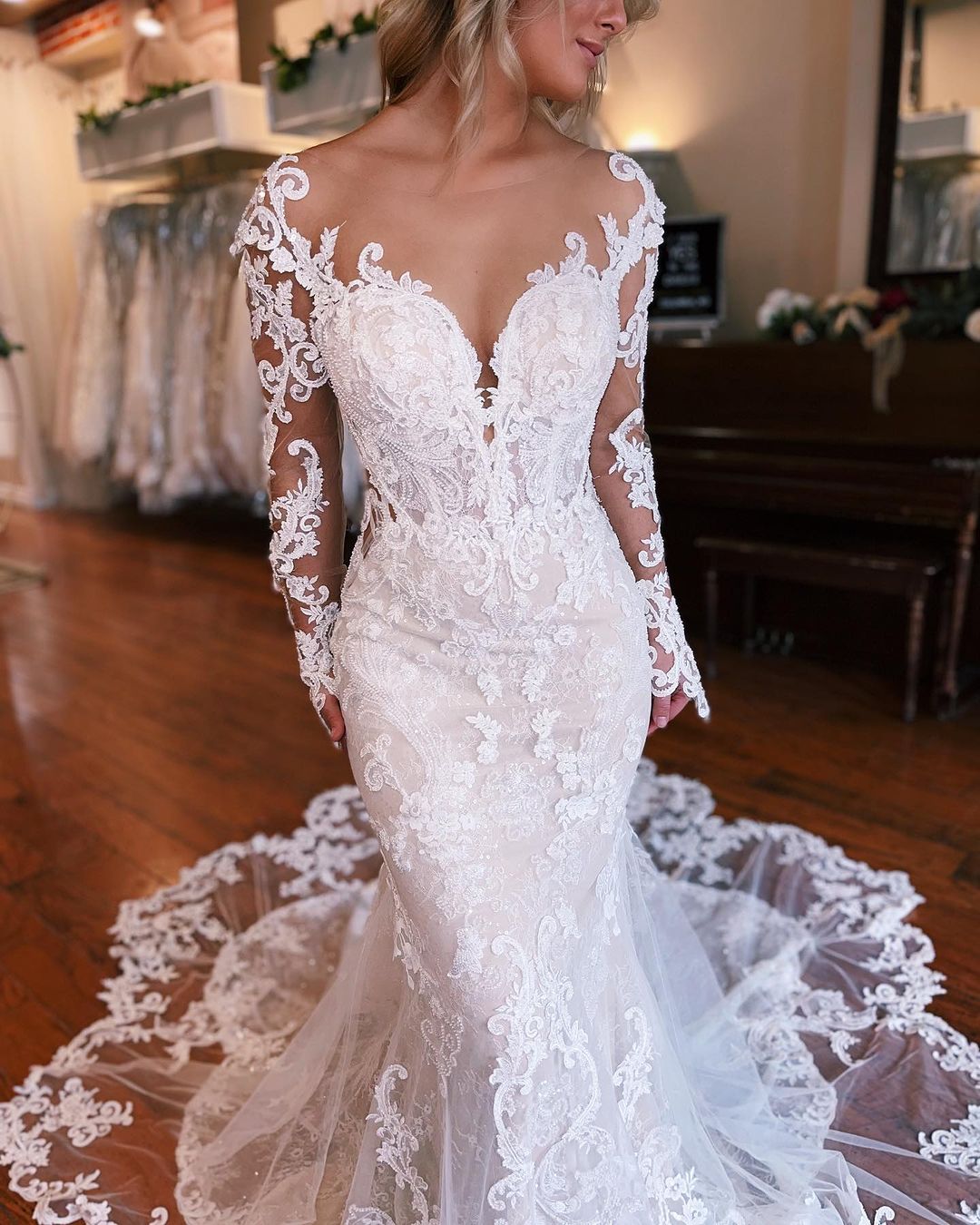 Fabulous Long Mermaid Backless V-neck Lace Wedding Gown With Detachable Train - Fashionpara