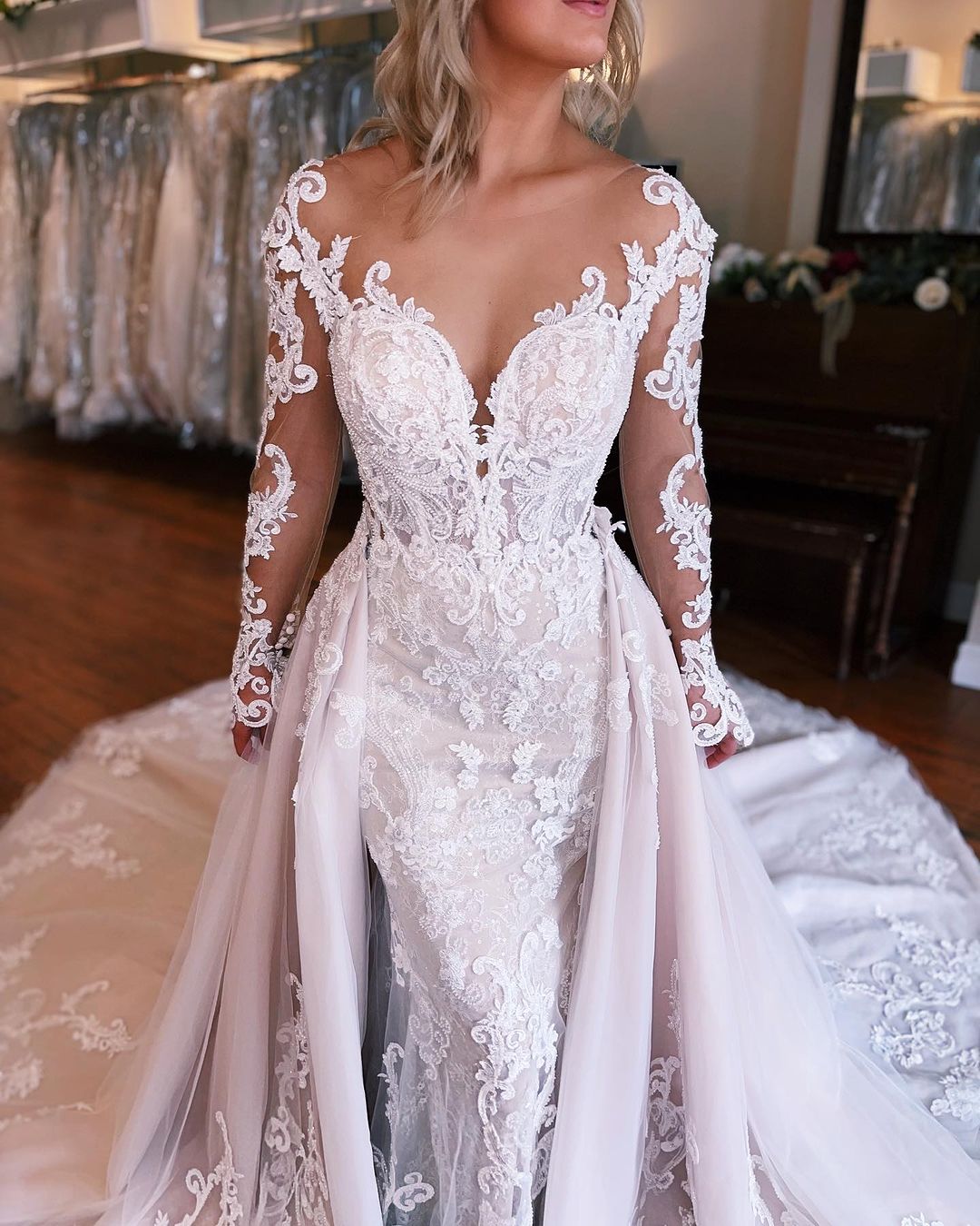 Fabulous Long Mermaid Backless V-neck Lace Wedding Gown With Detachable Train - Fashionpara