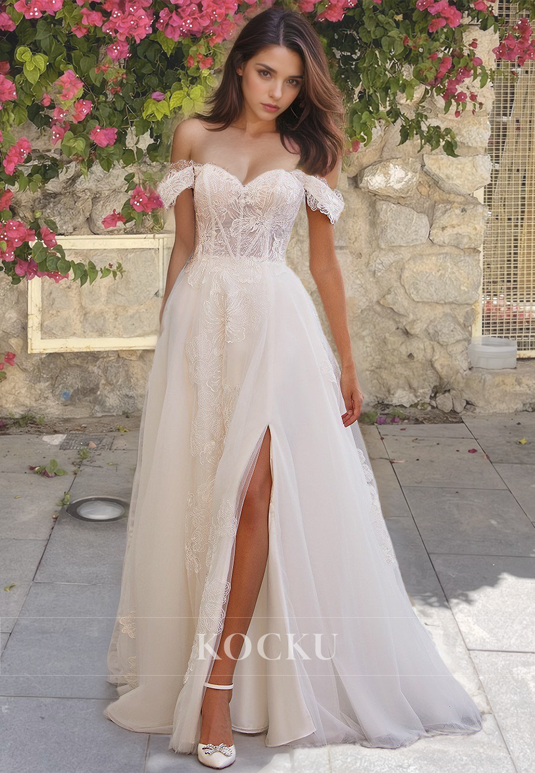 Off-Shoulder A-Line Sweetheart Sleeveless Train Slit Lace Wedding Dress Bridal Gowns with Appliques - Fashionpara