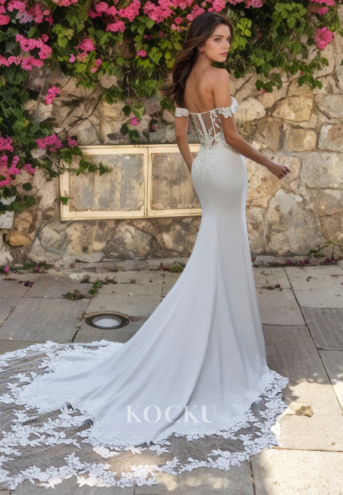 Off-Shoulder Sweetheart Sleeveless Mermaid Wedding Dress Train Satin Bridal Gowns with Appliques - Fashionpara