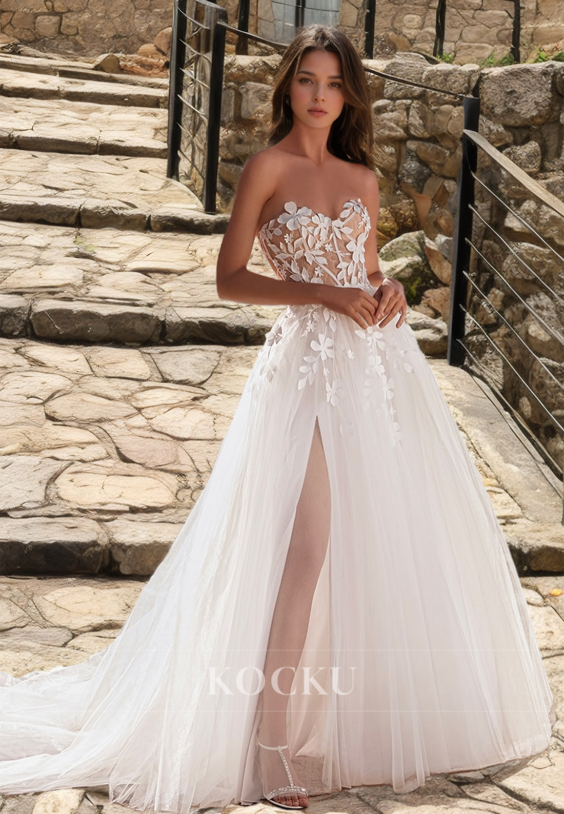 Sweetheart A-Line Sleeveless High Slit Train Pleats Lace Wedding Dress with Appliques Boho Gowns - Fashionpara