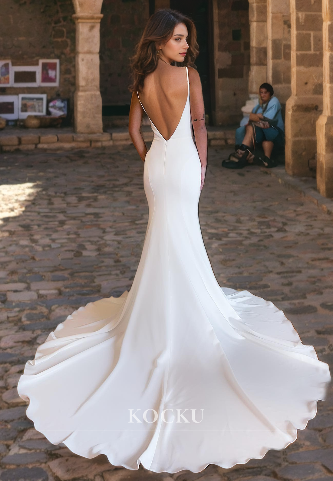 V-Neck Mermaid Wedding Dress Spaghetti Straps Sleeveless Satin Bridal Dress with Sweep Train