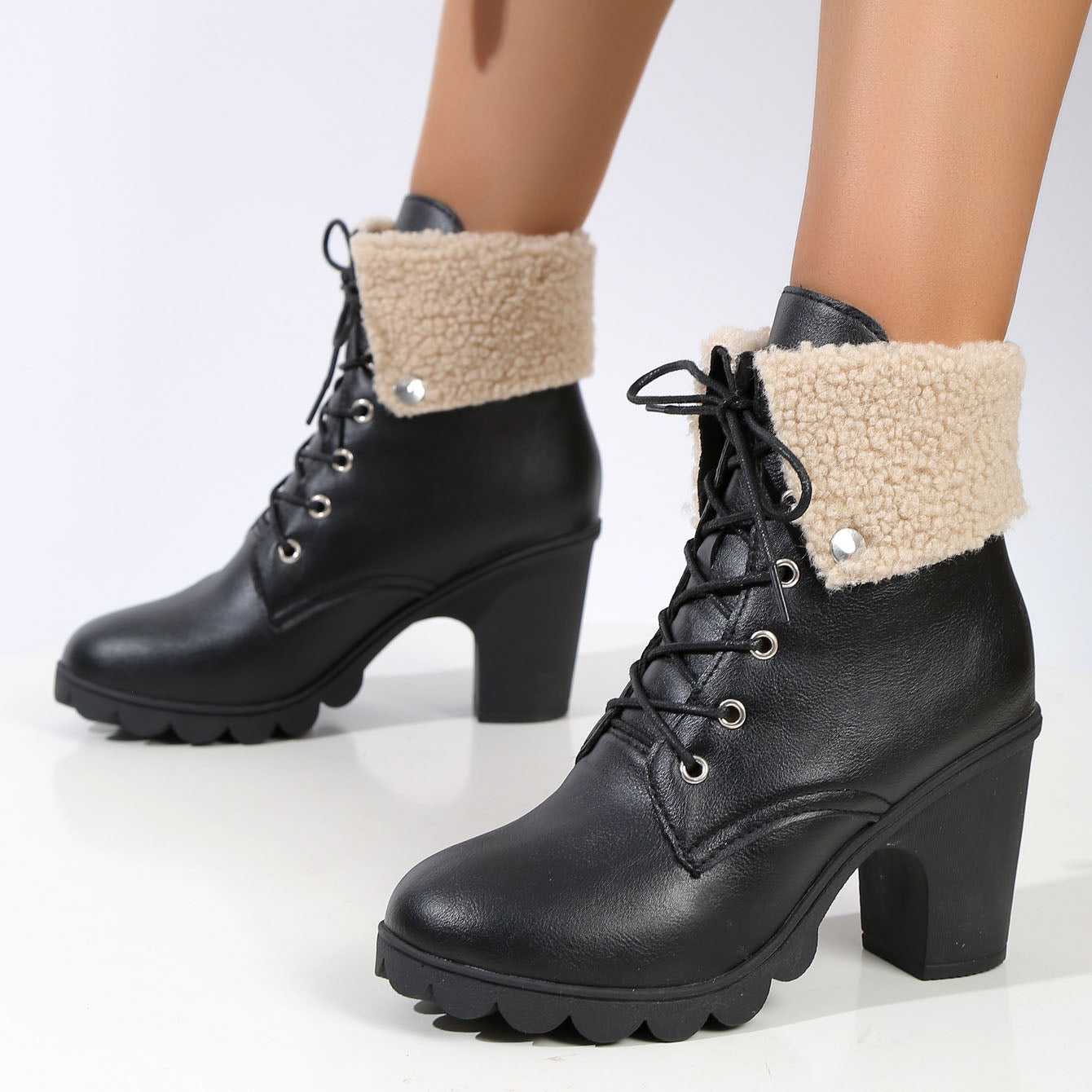 Retro suede round toe lace-up chunky heel short boots