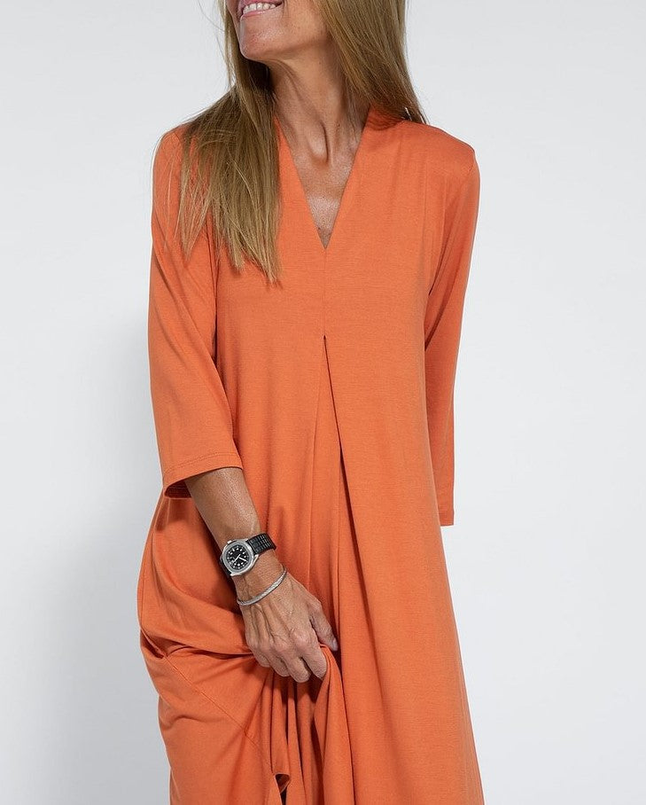 Solid color V-neck three-quarter sleeve slit dress