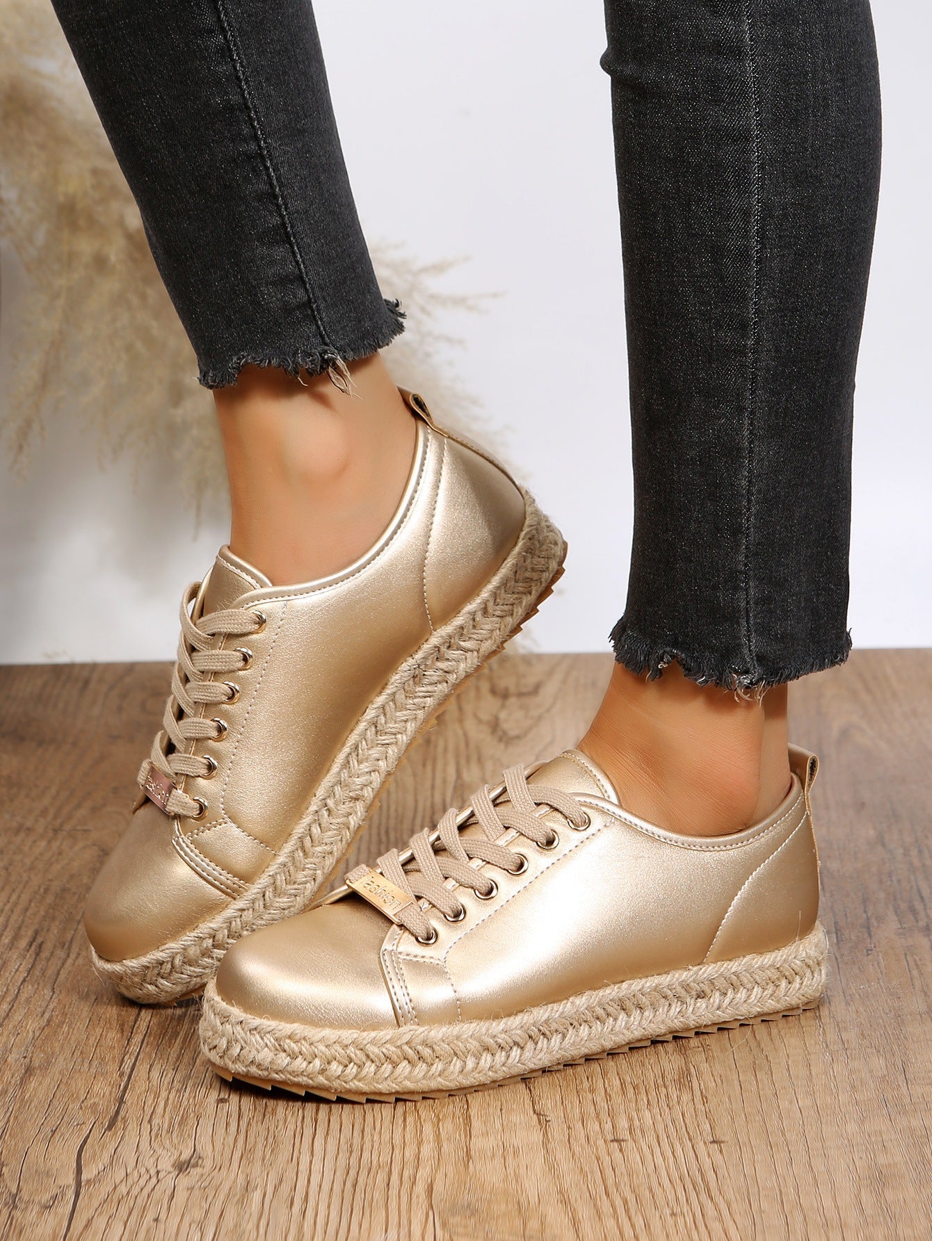 Gold twine braided bottom lace-up sneakers