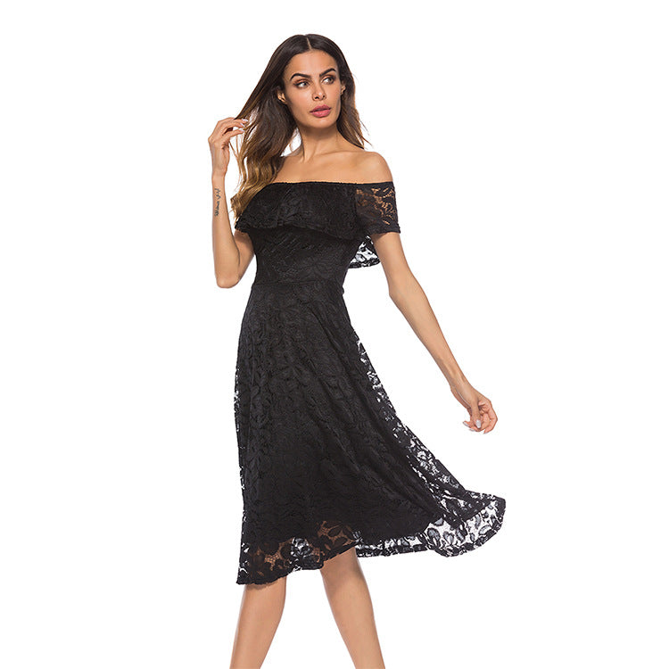 Abigail Scalloped Lace Formal Dress