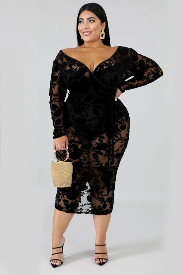 Sexy Plus Size Long Sleeve Lace Cocktail Dress