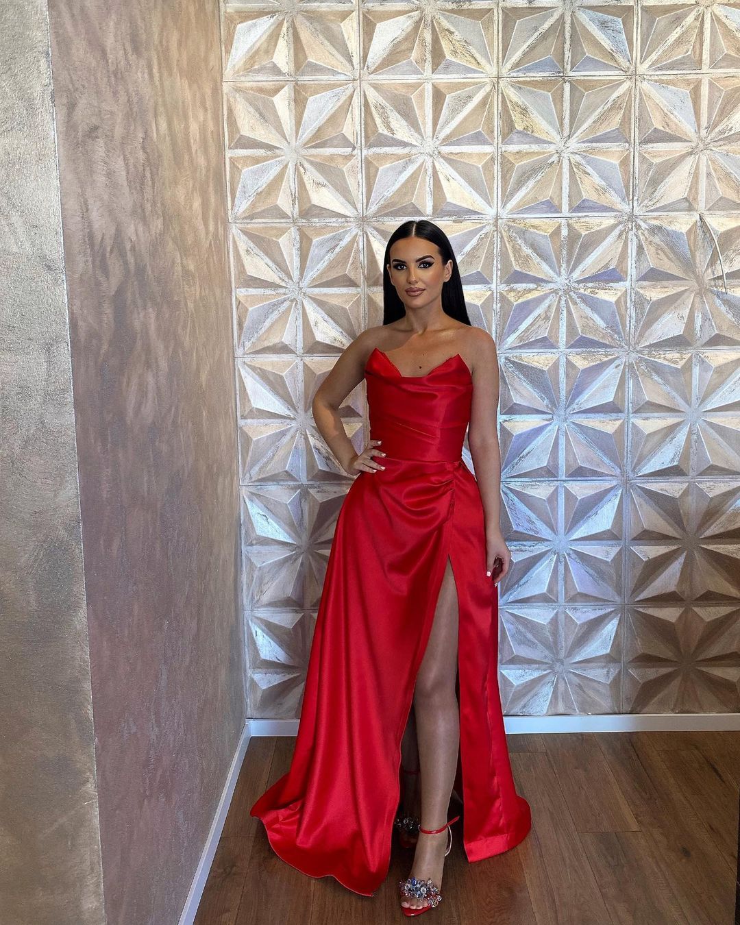 Simple Long Red A-line Satin Sleeveless Floor-Length Prom Dress with Slit - Fashionpara