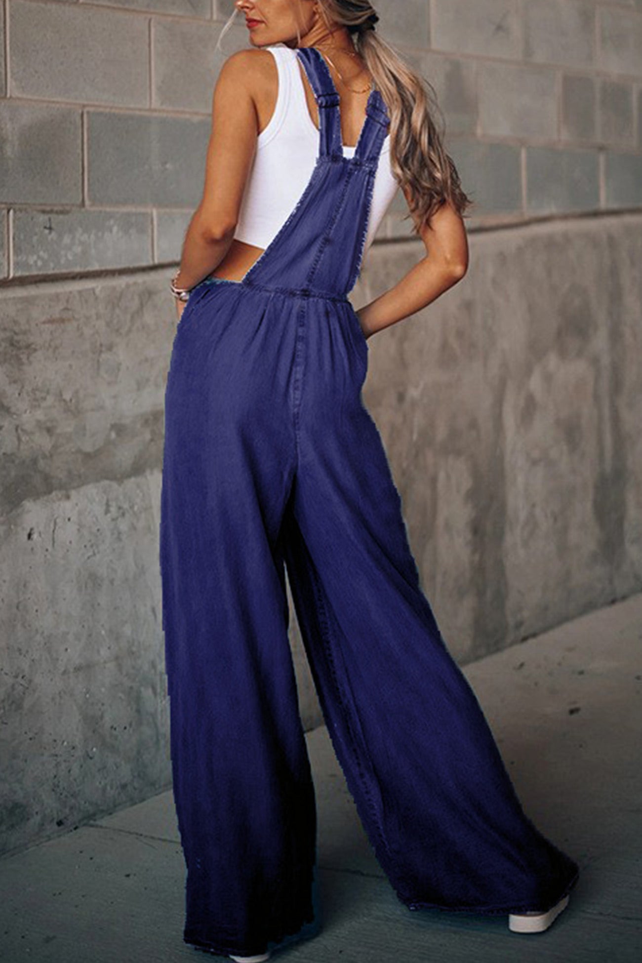 Sleeveless Pocket Front Loose Denim Jumpsuits