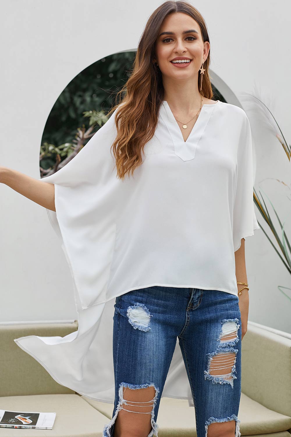 White V-cut Asymmetrical Hem Chiffon Blouse