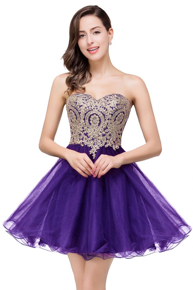 Luxurious A Line Lace Sweetheart Short Appliques Prom Dresses