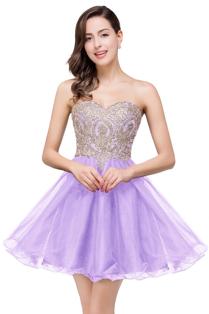 Luxurious A Line Lace Sweetheart Short Appliques Prom Dresses