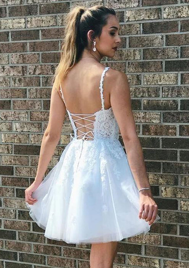 Add Elegance to Your Look with Elegant A-line V Neck Sleeveless Lace Tulle Short Homecoming Dress With Appliqued