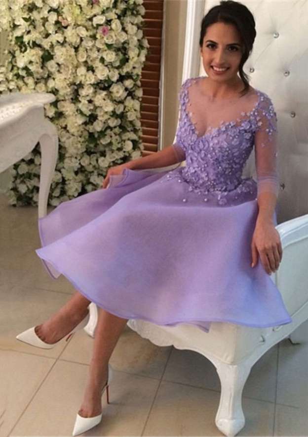 Appliqued Elegant A-line/Princess Bateau Knee Length Organza Cocktail Dress