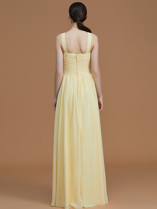 Charming Halter Sleeveless Ruched Chiffon Bridesmaid Dresses