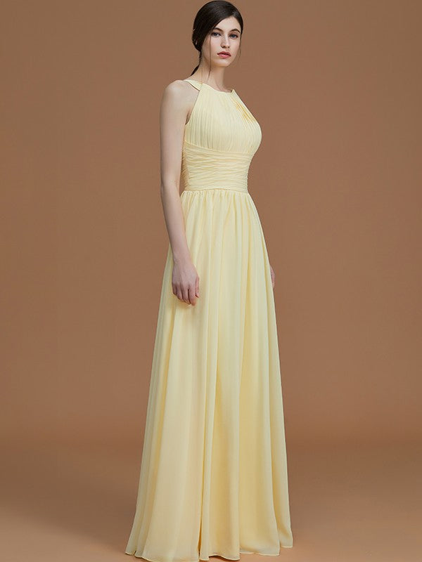 Charming Halter Sleeveless Ruched Chiffon Bridesmaid Dresses