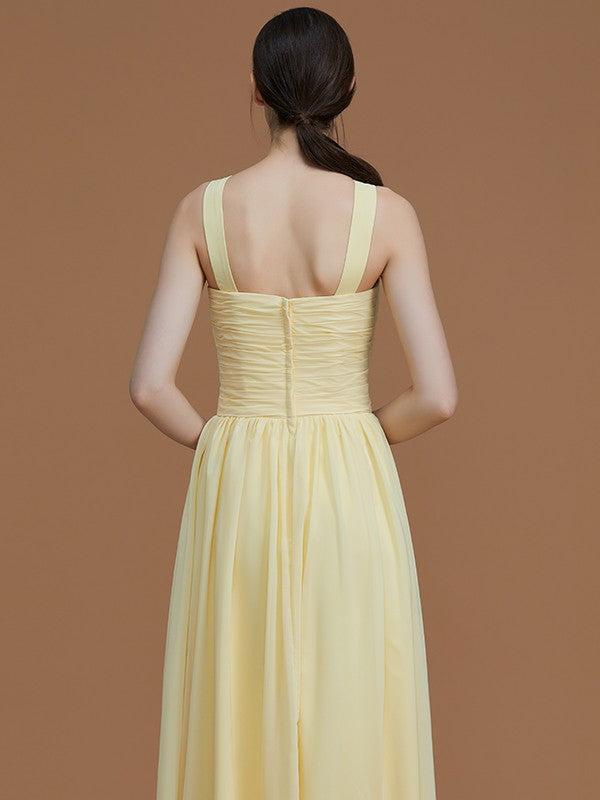 Charming Halter Sleeveless Ruched Chiffon Bridesmaid Dresses