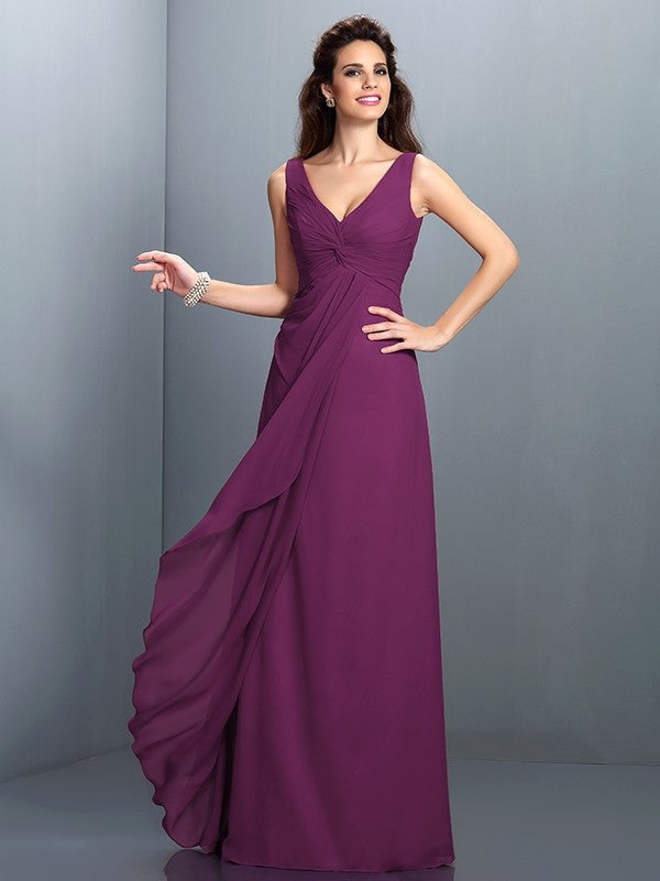 Charming Straps Pleats Sleeveless Long Chiffon Bridesmaid Dresses