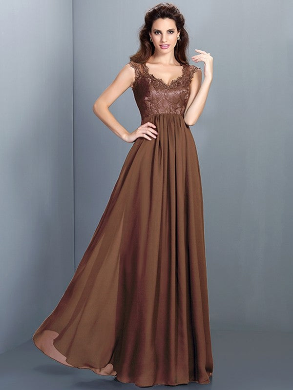 Chic Lace Sleeveless Long Chiffon Bridesmaid Dresses