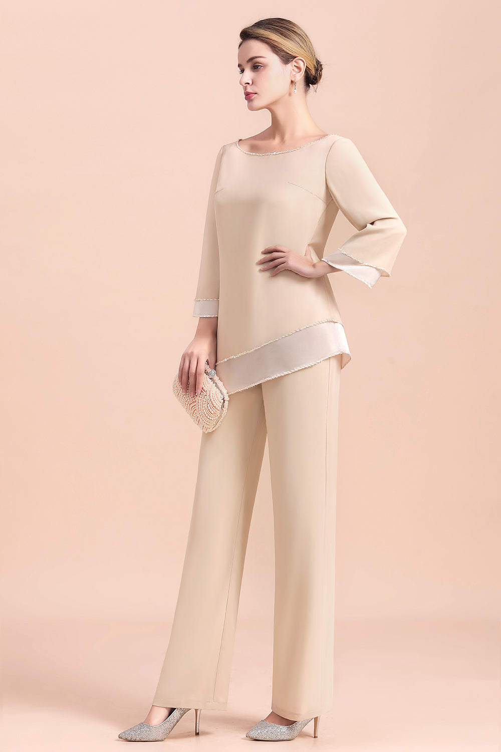 Chic Round-Neck Champagne Chiffon Mother of Bride Jumpsuit - Fashionpara