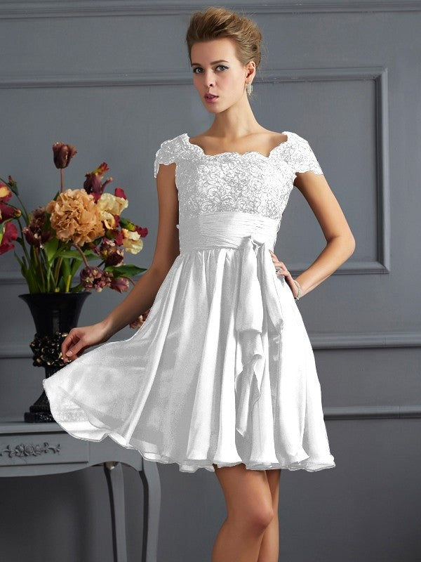 Chic Short Sleeves Lace Short Chiffon Bridesmaid Dresses